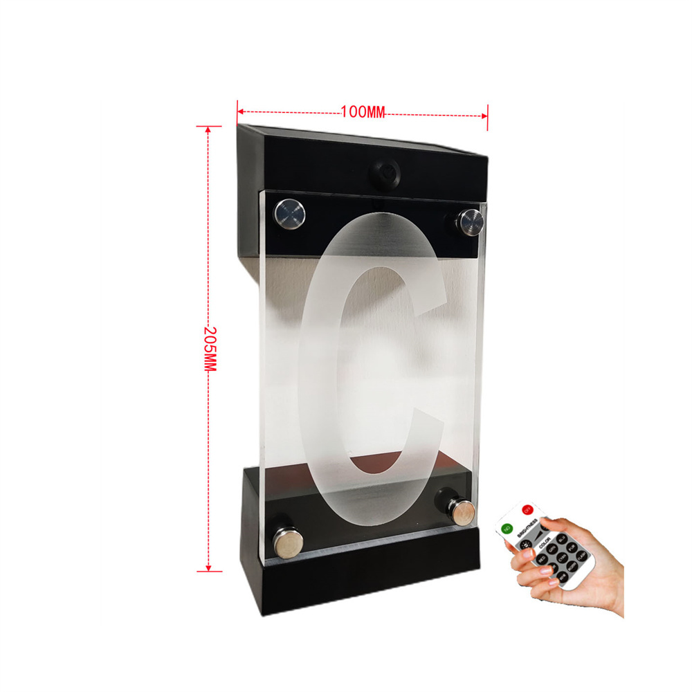 Solar Powered RGB Color House  - Outdoor Power House のレビューと価格