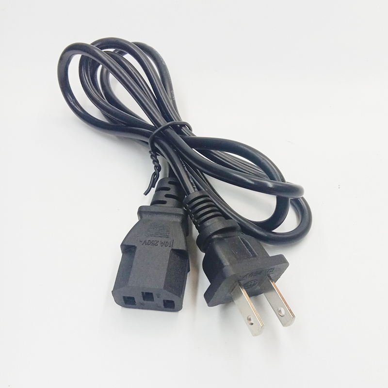 US USA to IEC 320 C13 2-Prong  - Outdoor Power Extension Cord のレビューと価格