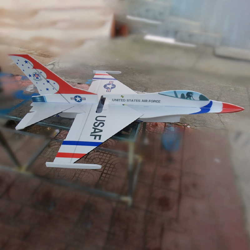 1.4-Meter Large RC Airplane Mo - Outdoor Power Board Box のレビューと価格